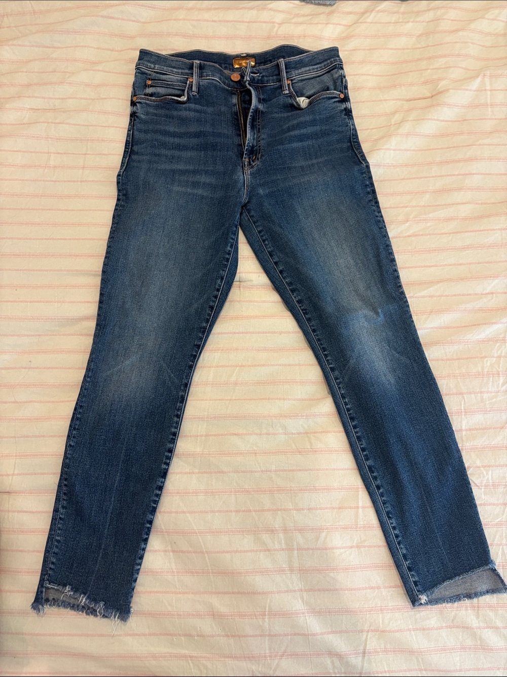 MOTHER Dark Blue Skinny Jeans with Distressed Hem